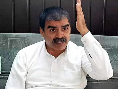 Former Congress MLA and Congress leader Bamber Thakur Former Congress MLA Bamber Thakur shot at in Bilaspur, security officer injured