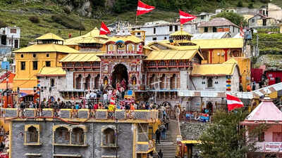 People visit the Badrinath Temple amid the ongoing 'Char Dham Yatra', in Chamoli district, Uttarakhand. (PTI Photo) Badrinath Dham sees record 17.79 lakh pilgrims so far this year