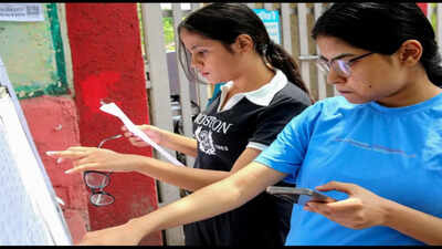 SC last week asked govt to reconsider its decision not to reduce the cut-off percentile Centre agrees to lower cut-off for NEET-SS admission
