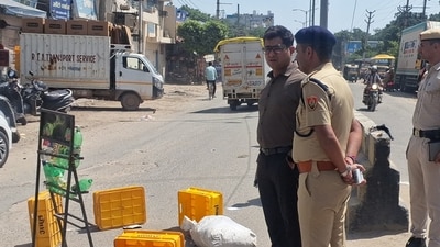 4 masked men on bikes stab cop, snatch mobile and wallet in Ambala (Representative image/HT Photo) 4 masked men on bikes stab cop, snatch mobile and wallet in Ambala (Representative image/HT Photo)