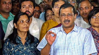 Kejriwal, family served notices under Delhi SIR 'How is it possible?' Kejriwal and family get SIR notice in Delhi, AAP hits out at EC