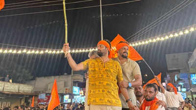 In the grand procession of Lord Ganesha organized by the Hindu Jagarana Vedike and the Hindu Mahaganapati Pratishthapana Committee in T. Narasipura. FIR filed against ex-BJP MP Pratap Simha over 'provocative' speech during Ganesha procession