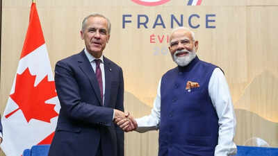 PM Modi and Canadian PM Mark Carney (File photo) PM Modi likely to visit Canada in December to lock in trade deal: Canadian PM Carney
