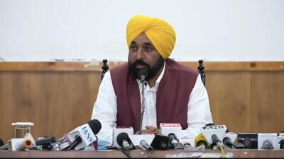 The breakthrough came during an hour-long meeting between chief minister Bhagwant Mann, cabinet ministers Aman Arora and Baljit Kaur, and 12 representatives of the Sanjha Mulazim Manch (Joint Employees Forum) on Friday. (File photo) The breakthrough came during an hour-long meeting between chief minister Bhagwant Mann, cabinet ministers Aman Arora and Baljit Kaur, and 12 representatives of the Sanjha Mulazim Manch (Joint Employees Forum) on Friday. (File photo)