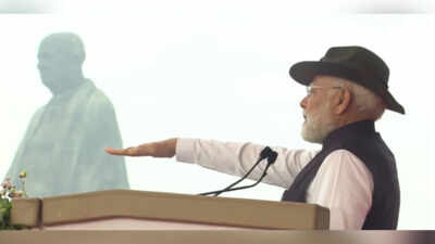 Prime Minister Narendra Modi on Saturday paid tributes to Sardar Vallabhbhai Patel on his birth anniversary, describing him as the architect of Akhand Bharat ‘Architect of Akhand Bharat’: PM Modi, Amit Shah pay tribute to Sardar Patel on birth anniversary