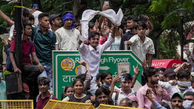 Harvard-affiliated Indians flag attacks on constitutional institutions and alleged misuse of the university’s name ‘Constitution, not convenience’: Harvard-affiliated Indians hit out at anti-EC protests
