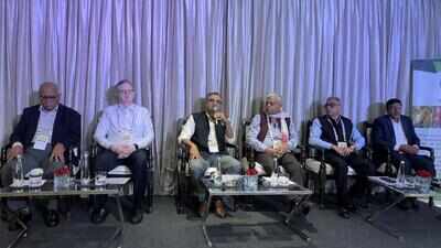 FSII Chairman informed that 1.25 crore packets of HTBt seed are being sold, currently worth Rs 1,500 crore. The total size of the cotton seed market is 5.5 crore packets worth Rs 6,000 crore. Government should allow cultivation of HTBt cotton, farmers need technology: Seed bodies
