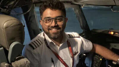 he pilot suffered severe injuries to his head, neck and hand after co-pilot Hamam al-Hammami, an Omani national, attacked him during the flight 'Recuperating well': MEA provides health update on hero pilot Captain Smit Machchhar