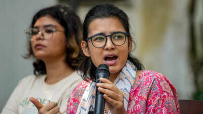 Neha Bora appears before SEM Court after Delhi HC rejects plea against Rs 10,000 peace bond SEM shares breach-of-peace details with AISA chief Neha Bora; next hearing on Oct 29
